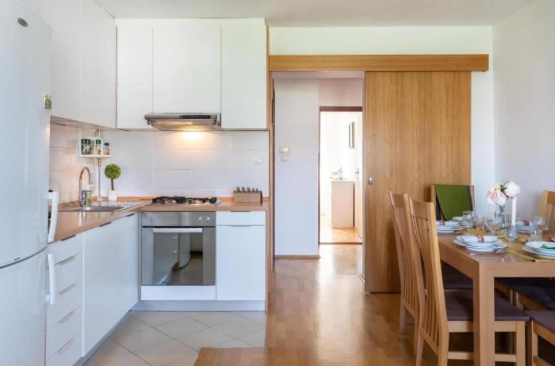 Tesla Apartment Urban Stay Zagreb Extérieur photo