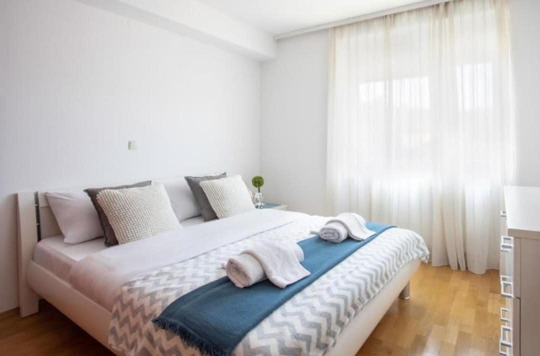 Tesla Apartment Urban Stay Zagreb Extérieur photo
