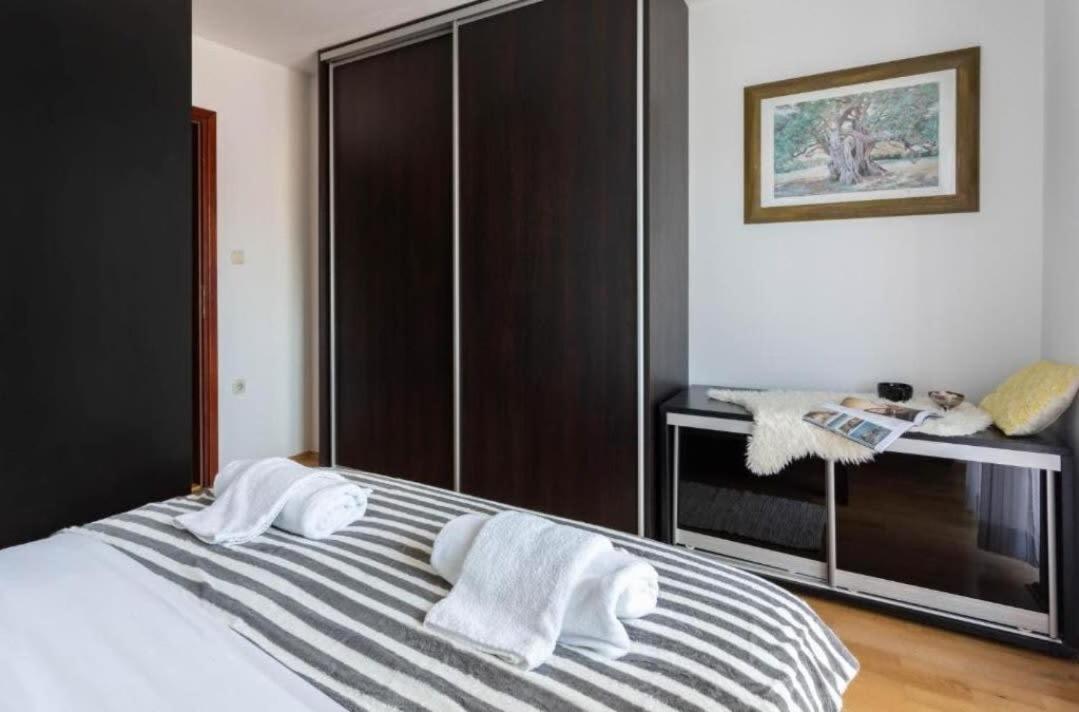 Tesla Apartment Urban Stay Zagreb Extérieur photo